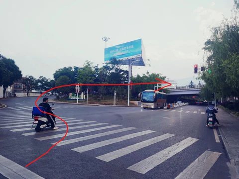 Flourishing Bikes | Around Erhai Lake Cycling Guide