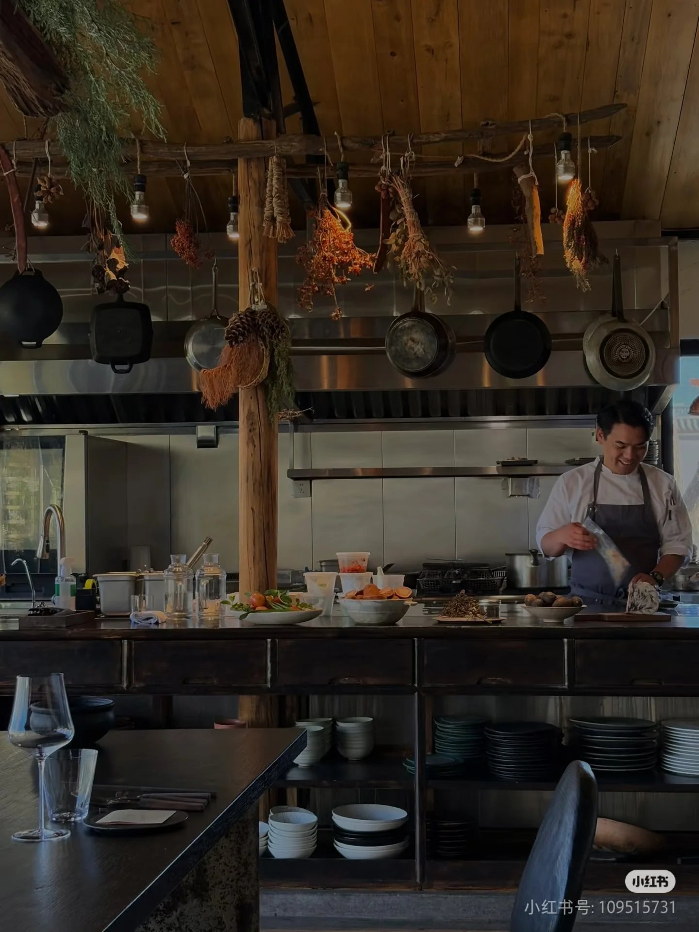 「鳟鱼餐厅」 精致西餐
